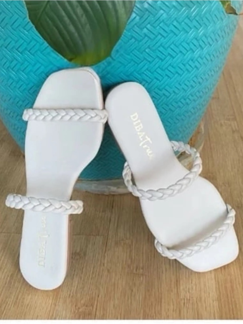 DIVA TRUE Jovial Leather Sandal